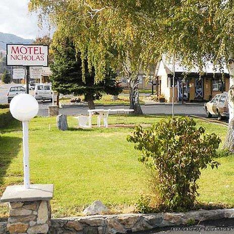 Motel Nicholas Omak Buitenkant foto